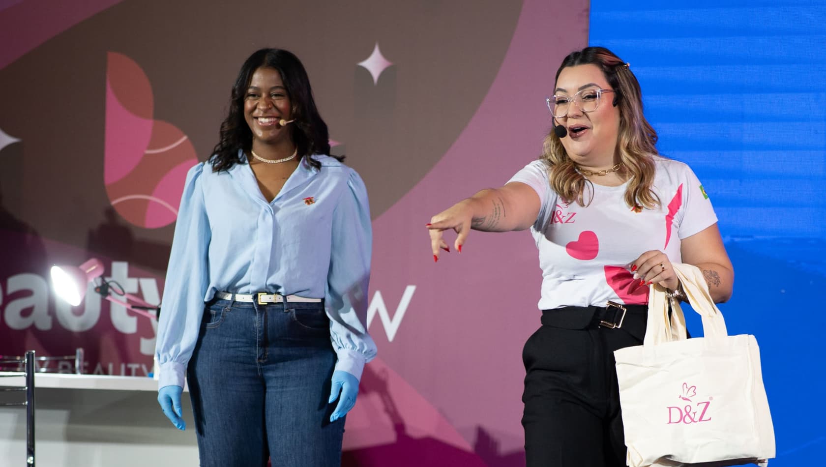 Beauty Show encanta profissionais com o poder do gel e do molde F1 